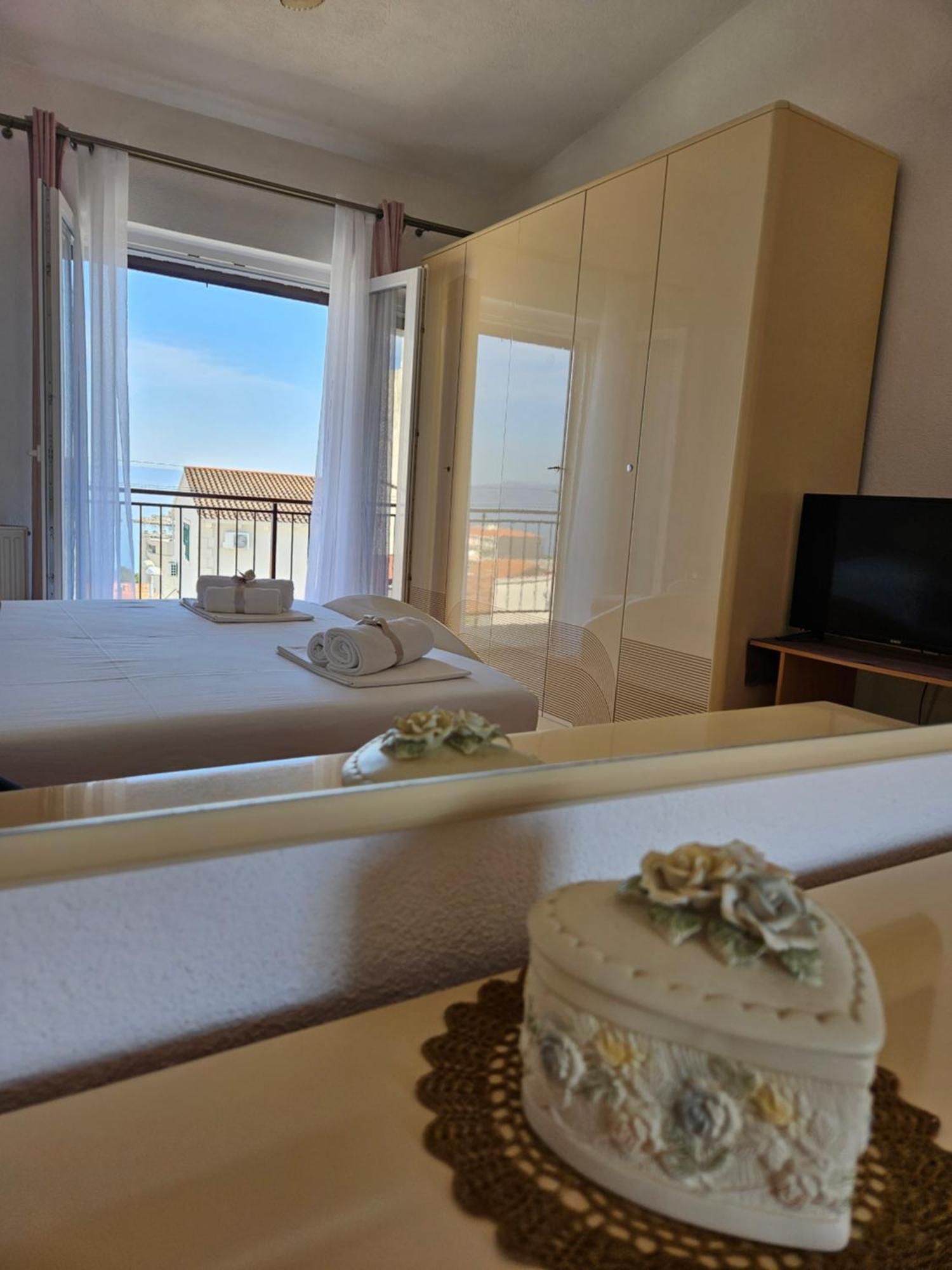 Apartments Brkulj Makarska Kültér fotó
